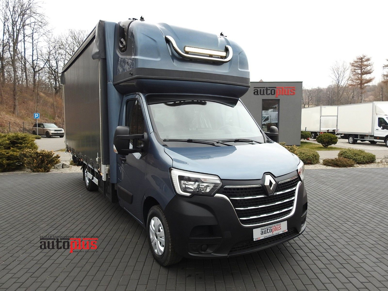Renault MASTER PRITSCHE PLANE 10 PALETTEN WEBASTO - Van dengan terpal samping: gambar 1 Renault MASTER PRITSCHE PLANE 10 PALETTEN WEBASTO - Van dengan terpal samping: gambar 1