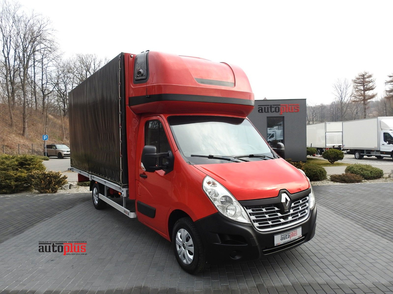 Renault MASTER PRITSCHE PLANE 10 PALETTEN WEBASTO - Van dengan terpal samping: gambar 1 Renault MASTER PRITSCHE PLANE 10 PALETTEN WEBASTO - Van dengan terpal samping: gambar 1