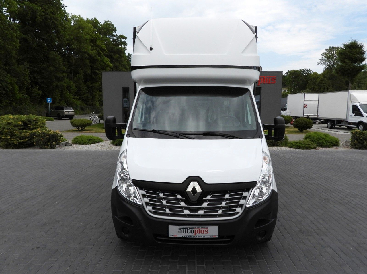 Renault MASTER PRITSCHE PLANE 8 PALETTEN WEBASTO - Van dengan terpal samping: gambar 5 Renault MASTER PRITSCHE PLANE 8 PALETTEN WEBASTO - Van dengan terpal samping: gambar 5