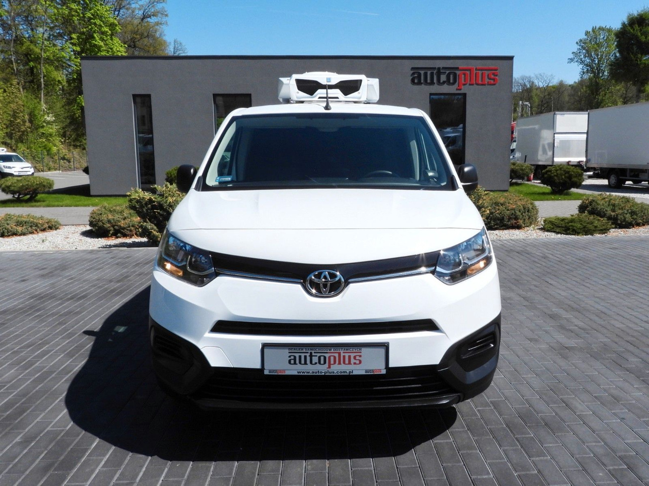 Toyota PROACE CITY KÜHLKASTENWAGEN -15*C TEMPOMAT - Van berpendingin: gambar 5 Toyota PROACE CITY KÜHLKASTENWAGEN -15*C TEMPOMAT - Van berpendingin: gambar 5