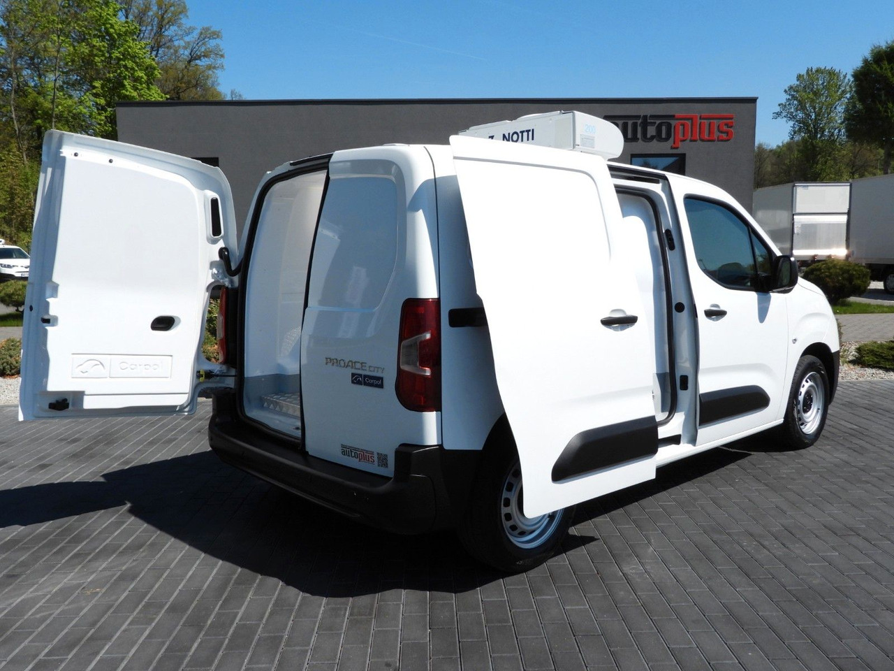 Toyota PROACE CITY KÜHLKASTENWAGEN -15*C TEMPOMAT - Van berpendingin: gambar 3 Toyota PROACE CITY KÜHLKASTENWAGEN -15*C TEMPOMAT - Van berpendingin: gambar 3