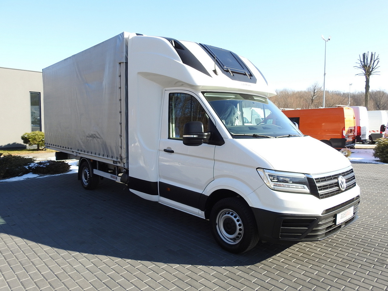 VOLKSWAGEN CRAFTER TARPAULIN 10 PALLETS WEBASTO CRUISE CONTROL AIR CONDITIONING LED LIGHTS PNEUMATICS 180HP - Van dengan terpal samping: gambar 4 VOLKSWAGEN CRAFTER TARPAULIN 10 PALLETS WEBASTO CRUISE CONTROL AIR CONDITIONING LED LIGHTS PNEUMATICS 180HP - Van dengan terpal samping: gambar 4