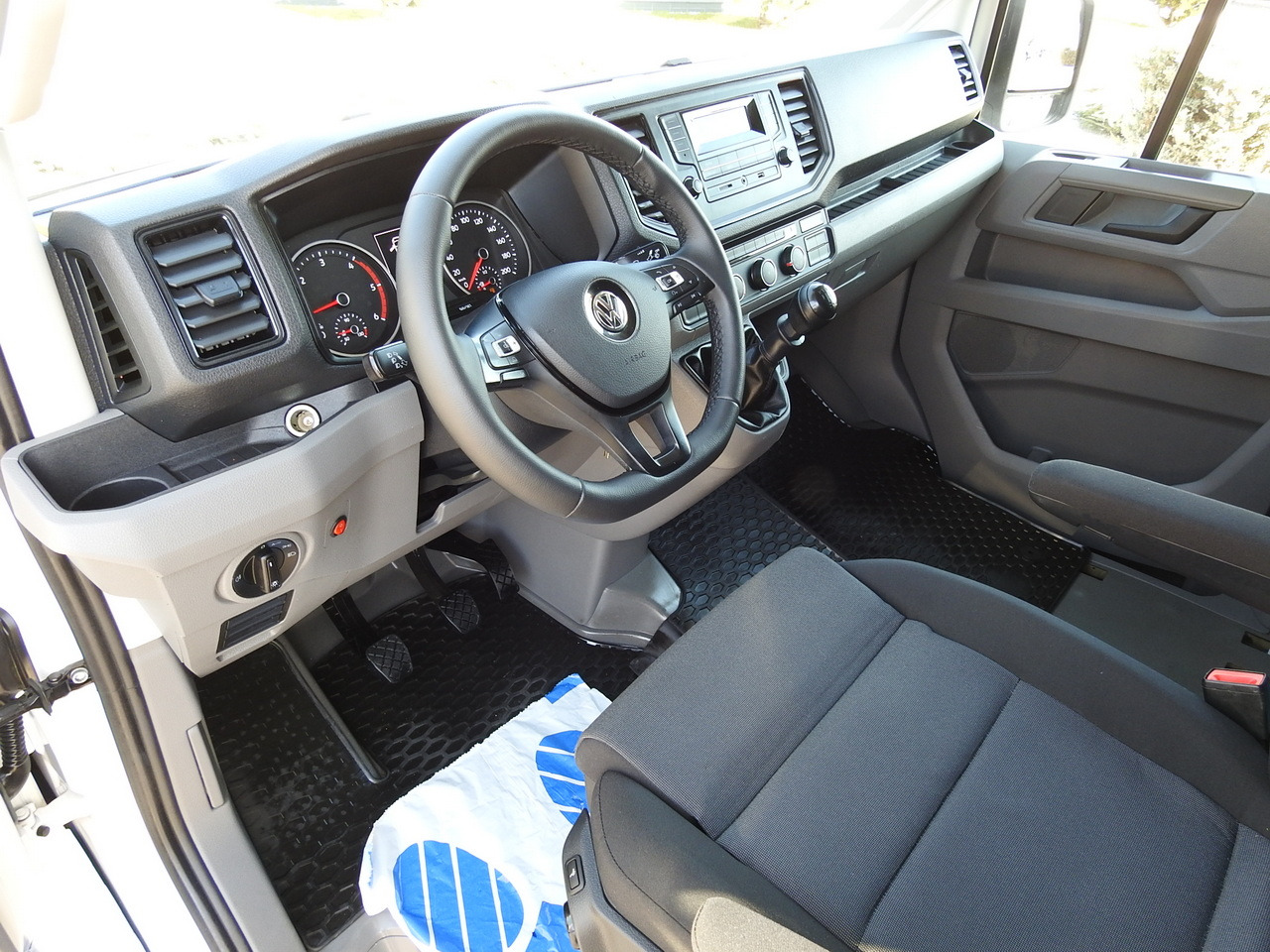 VOLKSWAGEN CRAFTER TARPAULIN 10 PALLETS WEBASTO CRUISE CONTROL AIR CONDITIONING LED LIGHTS PNEUMATICS 180HP - Van dengan terpal samping: gambar 2 VOLKSWAGEN CRAFTER TARPAULIN 10 PALLETS WEBASTO CRUISE CONTROL AIR CONDITIONING LED LIGHTS PNEUMATICS 180HP - Van dengan terpal samping: gambar 2