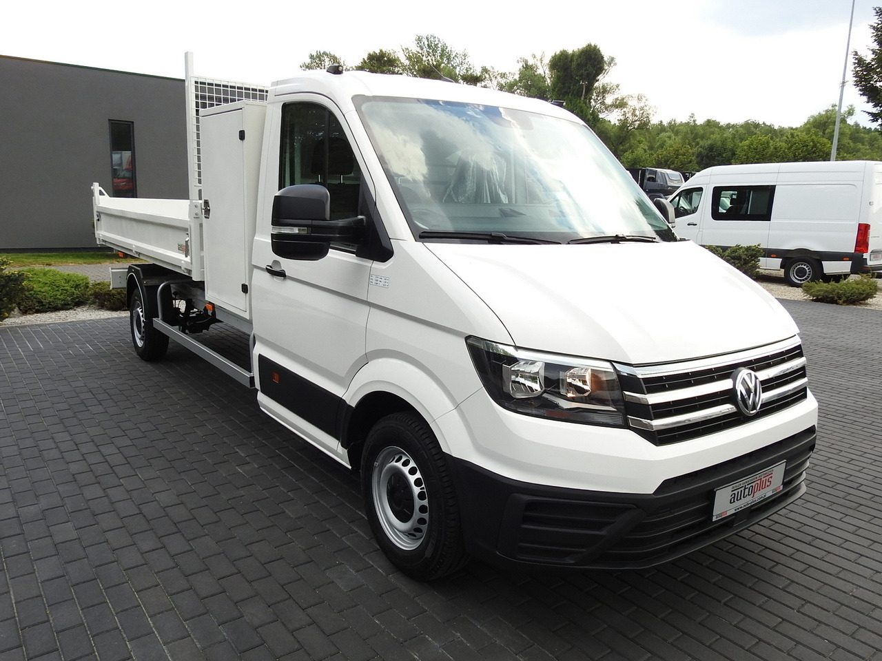 VOLKSWAGEN CRAFTER TIPPER CRUISE CONTROL  100HP - Van jungkit: gambar 4 VOLKSWAGEN CRAFTER TIPPER CRUISE CONTROL  100HP - Van jungkit: gambar 4