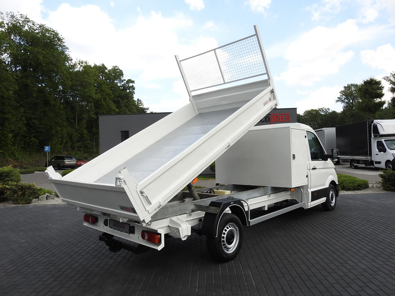 VOLKSWAGEN CRAFTER TIPPER CRUISE CONTROL  100HP - Van jungkit: gambar 3 VOLKSWAGEN CRAFTER TIPPER CRUISE CONTROL  100HP - Van jungkit: gambar 3