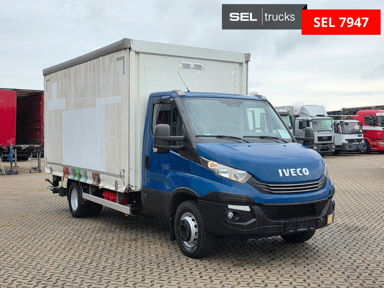 Iveco Daily 70C18 Hi-Matic / Ladebordwand / 3 Sitzen - Van dengan terpal samping: gambar 3 Iveco Daily 70C18 Hi-Matic / Ladebordwand / 3 Sitzen - Van dengan terpal samping: gambar 3