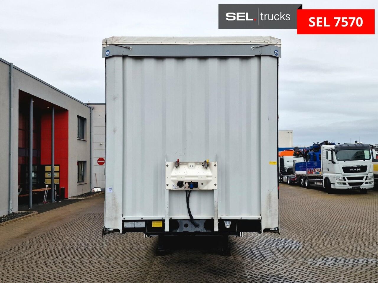 Krone SD / Palettenkasten / Liftachse - Semi-trailer dengan terpal samping: gambar 2 Krone SD / Palettenkasten / Liftachse - Semi-trailer dengan terpal samping: gambar 2