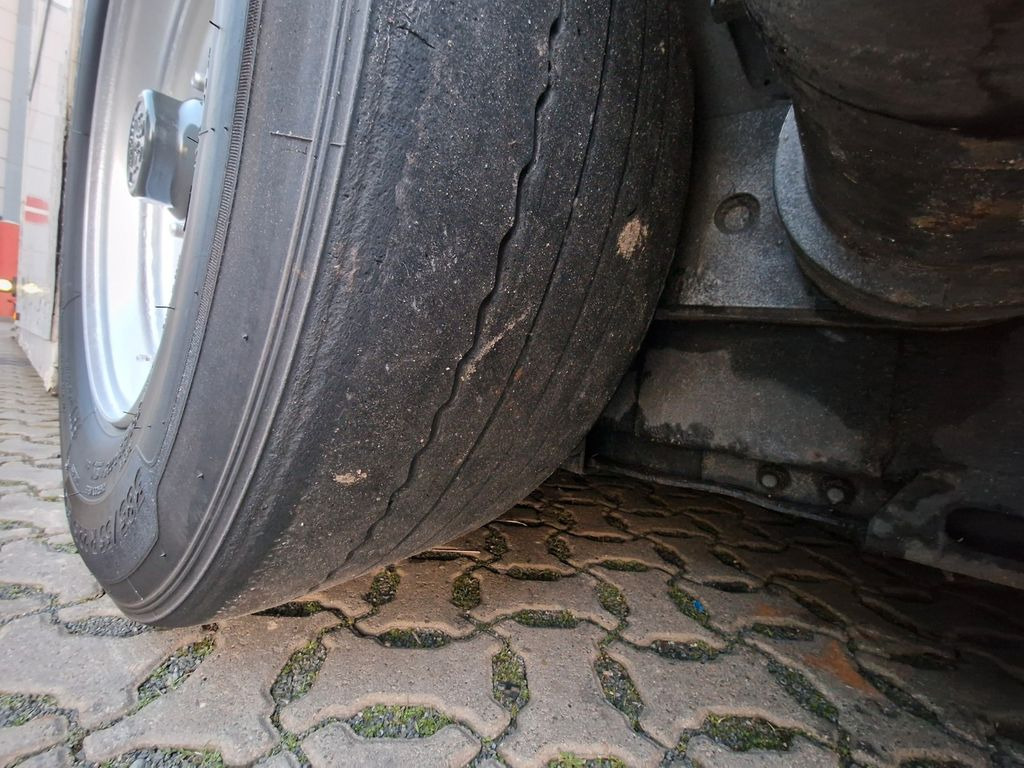 Semi-trailer kotak tertutup Langendorf SDT / Doppelstock: gambar 27 Semi-trailer kotak tertutup Langendorf SDT / Doppelstock: gambar 27