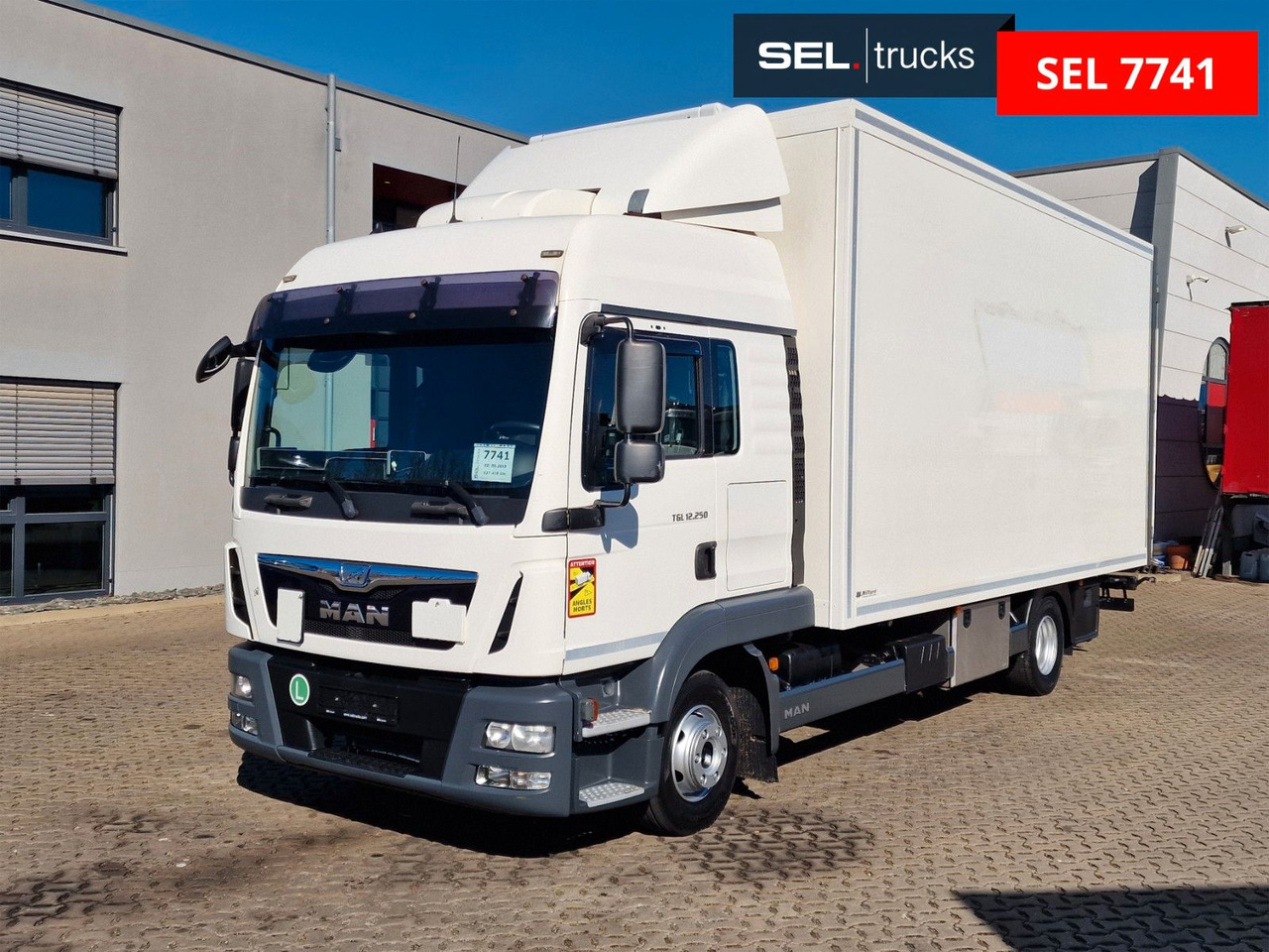 MAN TGL 12.250 4X2 BL / Ladebordwand - Truk berpendingin: gambar 1 MAN TGL 12.250 4X2 BL / Ladebordwand - Truk berpendingin: gambar 1