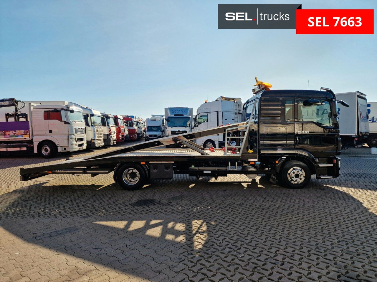 MAN TGL 8.220 4X2 BL / Xenon / Alu-Felgen - Truk pengangkut mobil: gambar 4 MAN TGL 8.220 4X2 BL / Xenon / Alu-Felgen - Truk pengangkut mobil: gambar 4