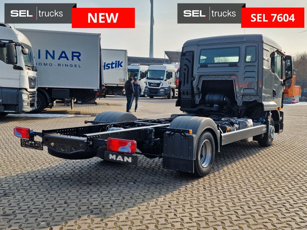 MAN TGL 8.250 4x2 BB / Nebenabtrieb/NEU/Euro 6E MAN TGL 8.250 4x2 BB / Nebenabtrieb/NEU/Euro 6E - Truk sasis: gambar 5 MAN TGL 8.250 4x2 BB / Nebenabtrieb/NEU/Euro 6E MAN TGL 8.250 4x2 BB / Nebenabtrieb/NEU/Euro 6E - Truk sasis: gambar 5