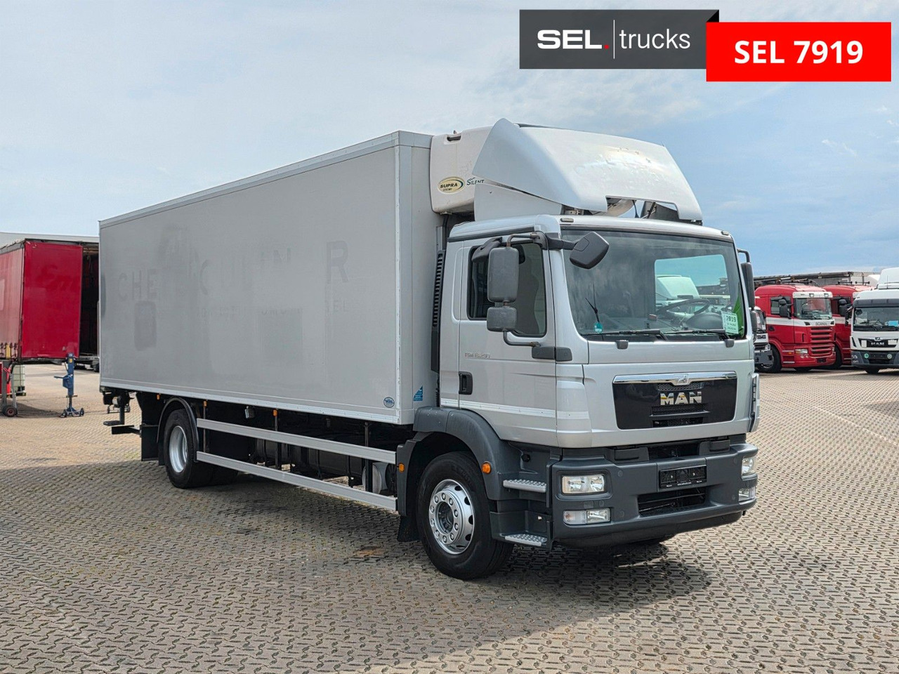 MAN TGM 18.290 4X2 LL / Ldbw / Carrier / 8,16m - Truk berpendingin: gambar 3 MAN TGM 18.290 4X2 LL / Ldbw / Carrier / 8,16m - Truk berpendingin: gambar 3