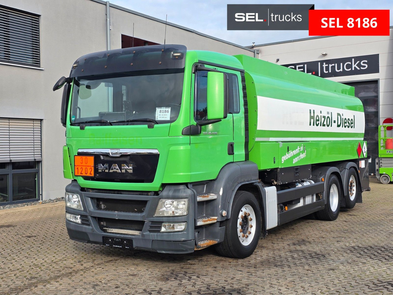 MAN TGS 26.440 6X2-2 LL / ADR AT / 3 Kamm. / Lenkac. - Truk tangki: gambar 1 MAN TGS 26.440 6X2-2 LL / ADR AT / 3 Kamm. / Lenkac. - Truk tangki: gambar 1