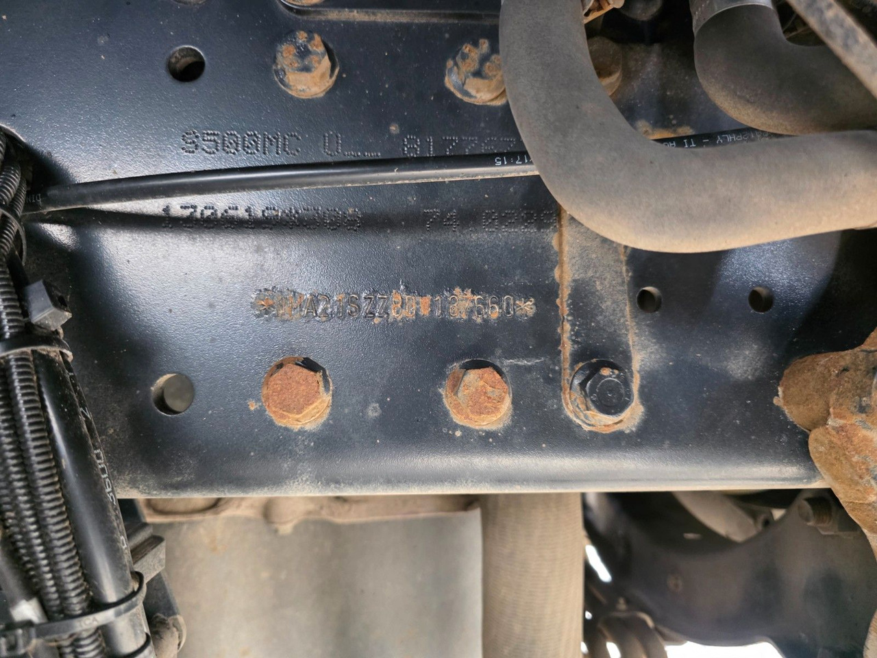 Truk tangki MAN TGS 26.440 6X2-2 LL / ADR AT / 3 Kamm. / Lenkac.: gambar 42 Truk tangki MAN TGS 26.440 6X2-2 LL / ADR AT / 3 Kamm. / Lenkac.: gambar 42