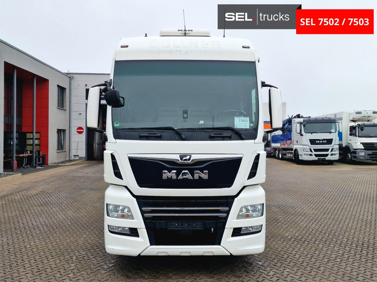 MAN TGX 18.470 4X2 LL/Intarder/Aluklap./Durchlade/6D - Truk dengan terpal samping: gambar 2 MAN TGX 18.470 4X2 LL/Intarder/Aluklap./Durchlade/6D - Truk dengan terpal samping: gambar 2