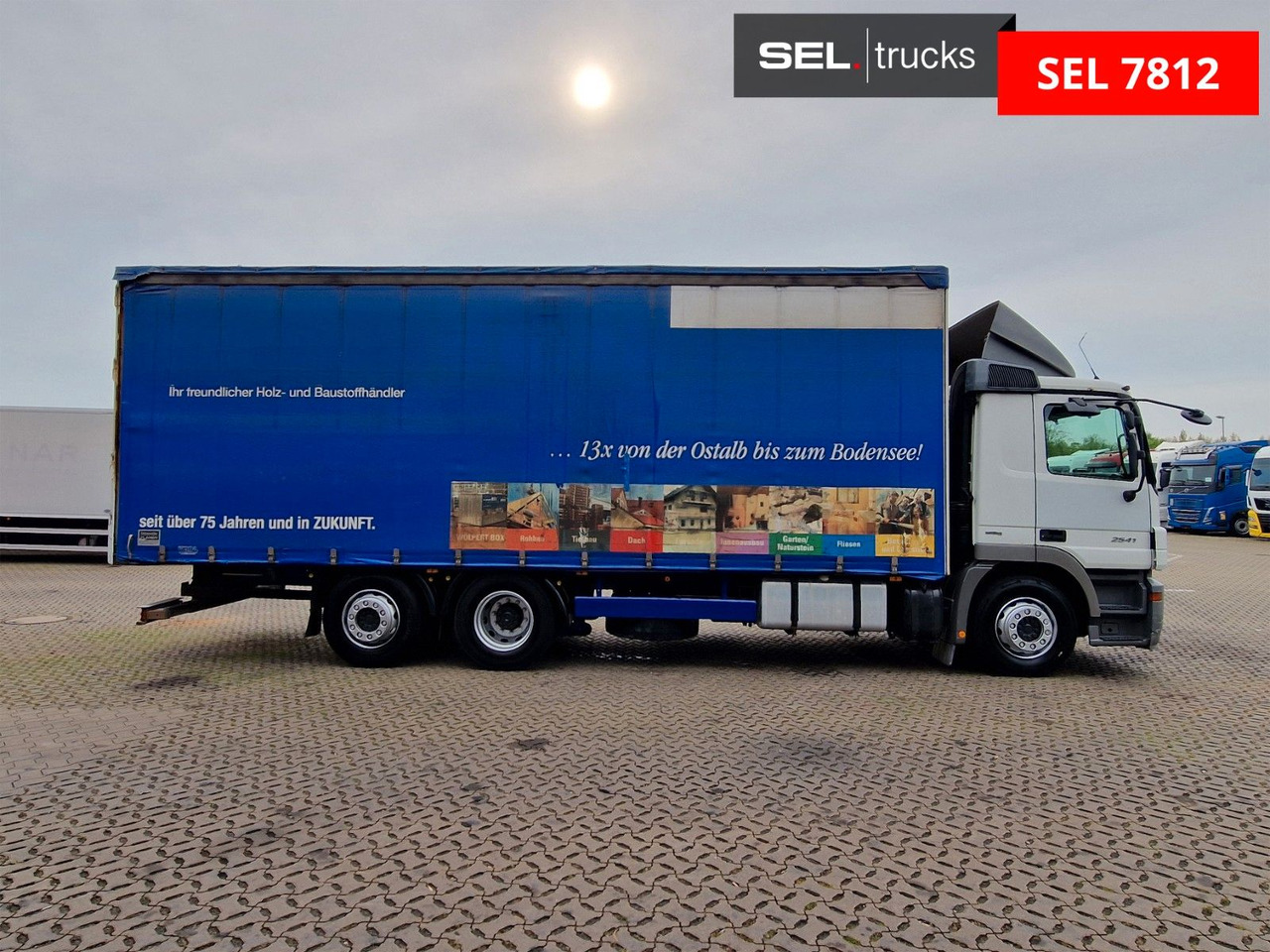 Mercedes-Benz Actros 2541 / Lenkachse / Liftachse / V6 - Truk dengan terpal samping: gambar 4 Mercedes-Benz Actros 2541 / Lenkachse / Liftachse / V6 - Truk dengan terpal samping: gambar 4