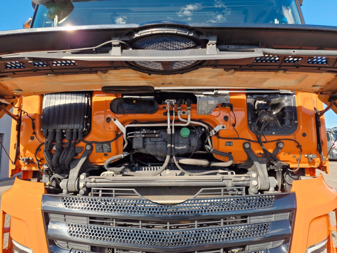 Truk dengan terpal samping Mercedes-Benz Actros 2548 / Retarder / Aluklappen / 6E: gambar 14 Truk dengan terpal samping Mercedes-Benz Actros 2548 / Retarder / Aluklappen / 6E: gambar 14