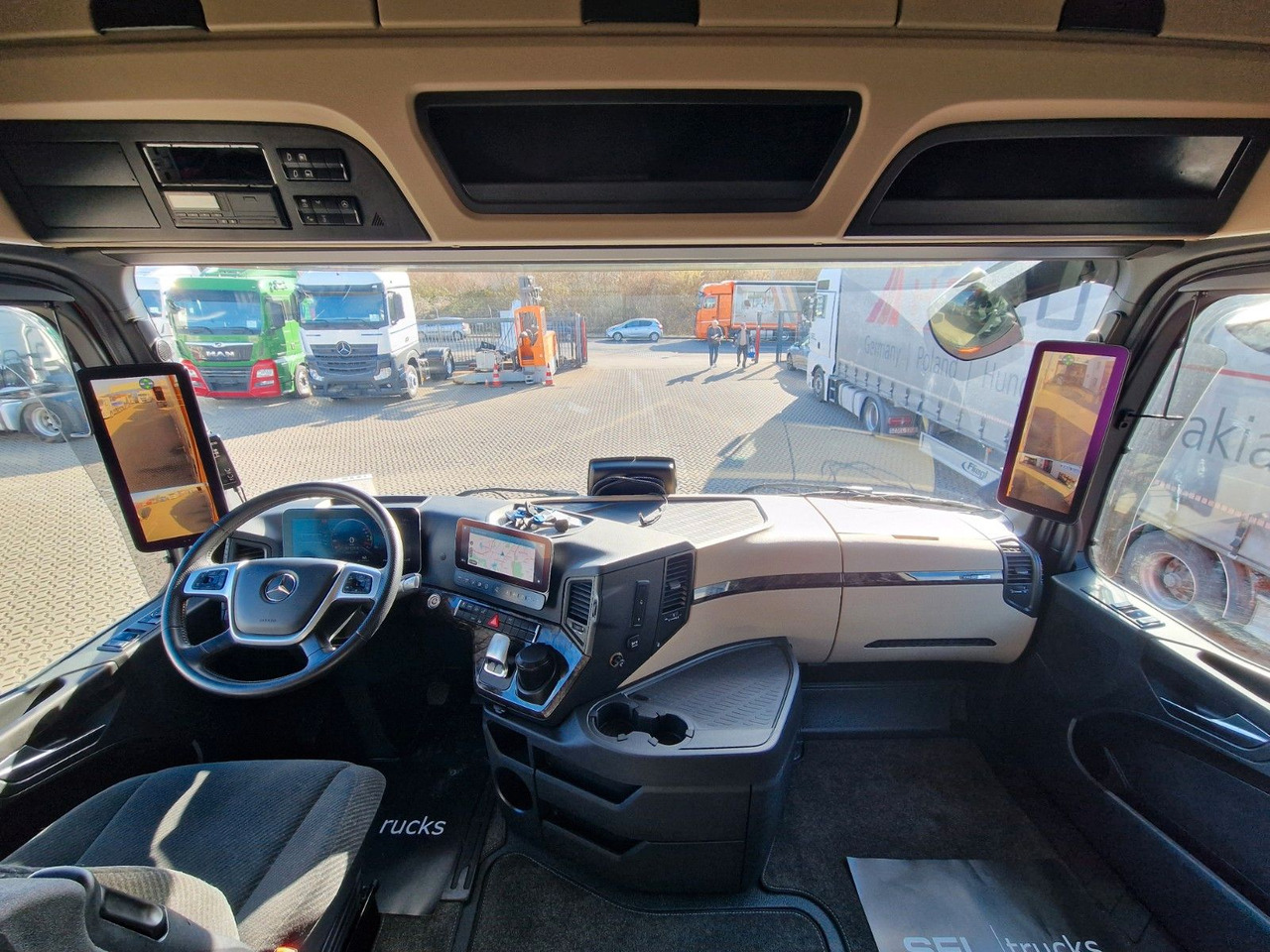 Truk dengan terpal samping Mercedes-Benz Actros 2548 / Retarder / Aluklappen / 6E: gambar 21 Truk dengan terpal samping Mercedes-Benz Actros 2548 / Retarder / Aluklappen / 6E: gambar 21