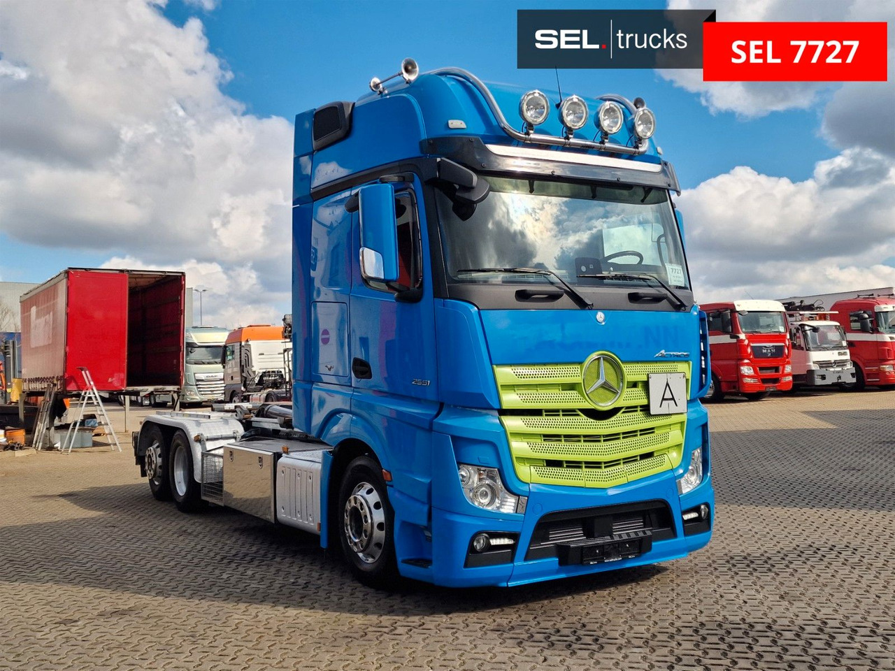 Mercedes-Benz Actros 2551 / Retarder / Standklima / Xenon - Hook lift: gambar 3 Mercedes-Benz Actros 2551 / Retarder / Standklima / Xenon - Hook lift: gambar 3