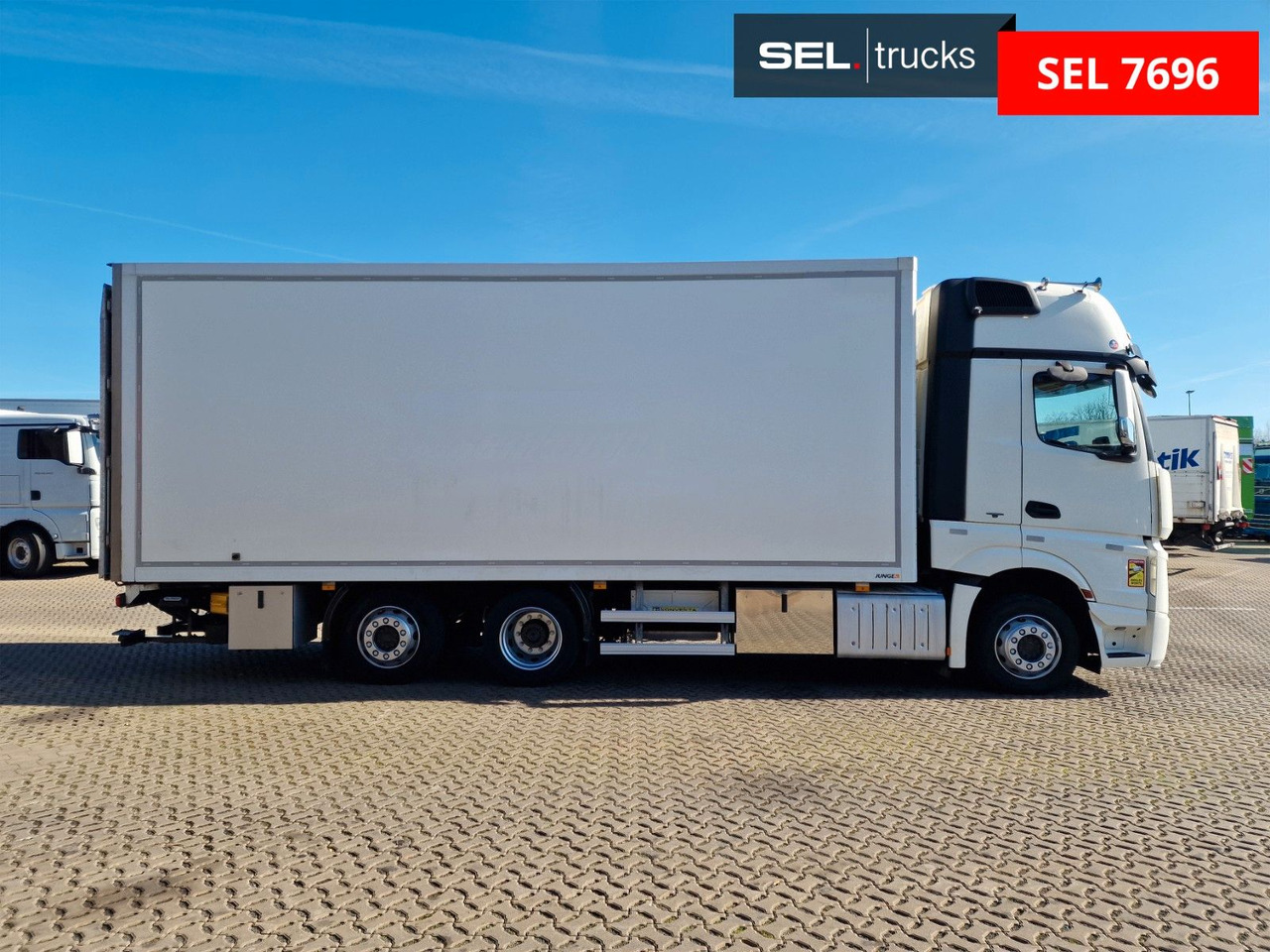 Mercedes-Benz Actros 2643 / Retarder / Ldbw / Lenkachse / - Truk box: gambar 4 Mercedes-Benz Actros 2643 / Retarder / Ldbw / Lenkachse / - Truk box: gambar 4