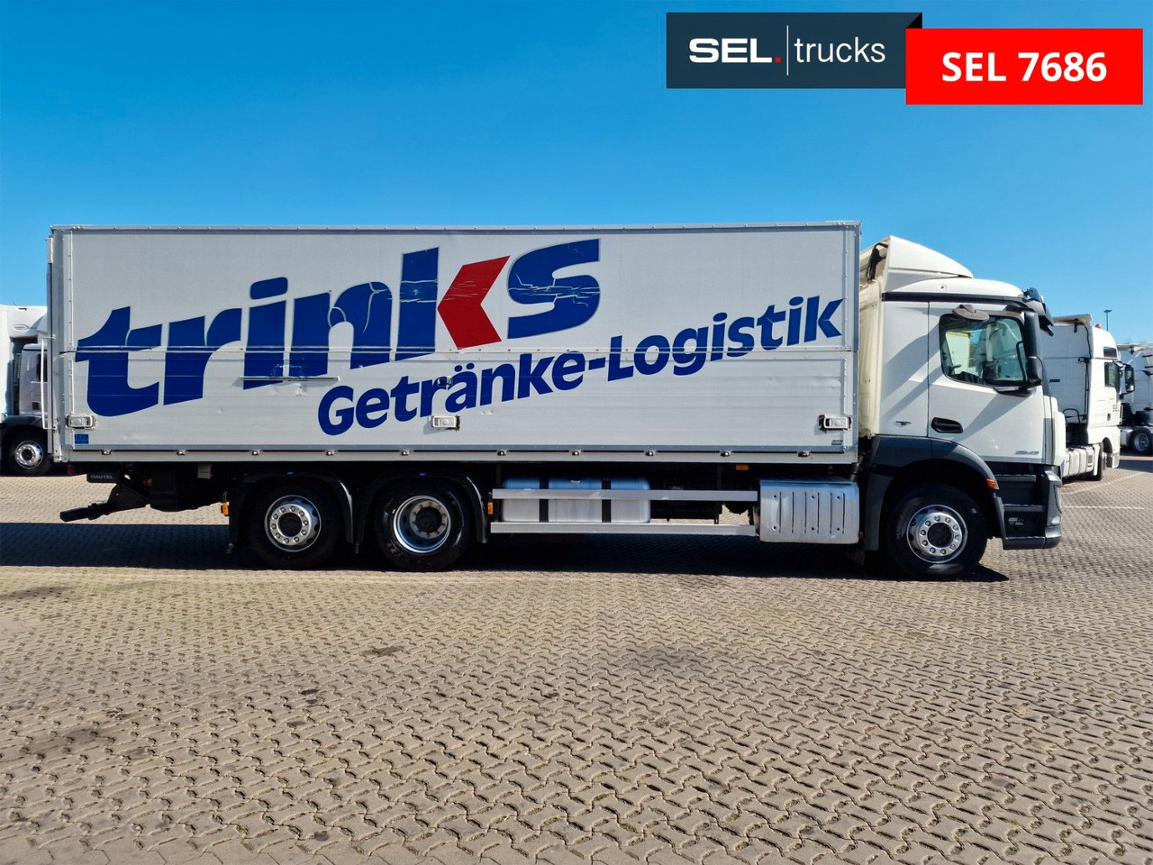 Mercedes-Benz Antos 2543 / Ladebordwand / Lenkachse /Liftachse - Truk minuman: gambar 4 Mercedes-Benz Antos 2543 / Ladebordwand / Lenkachse /Liftachse - Truk minuman: gambar 4