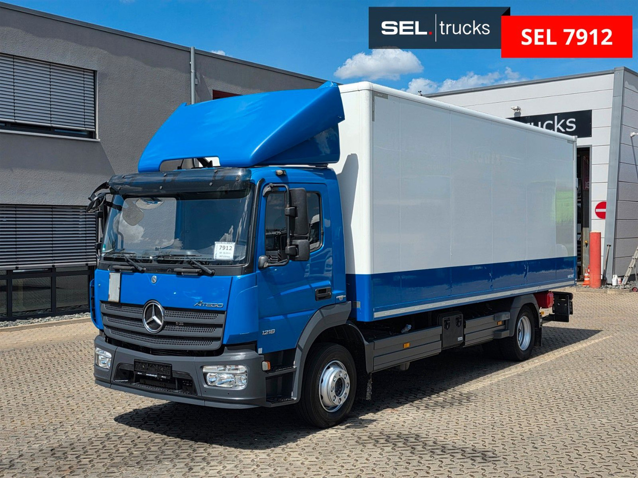 Mercedes-Benz Atego 1218 / Ladebordwand - Truk box: gambar 1 Mercedes-Benz Atego 1218 / Ladebordwand - Truk box: gambar 1