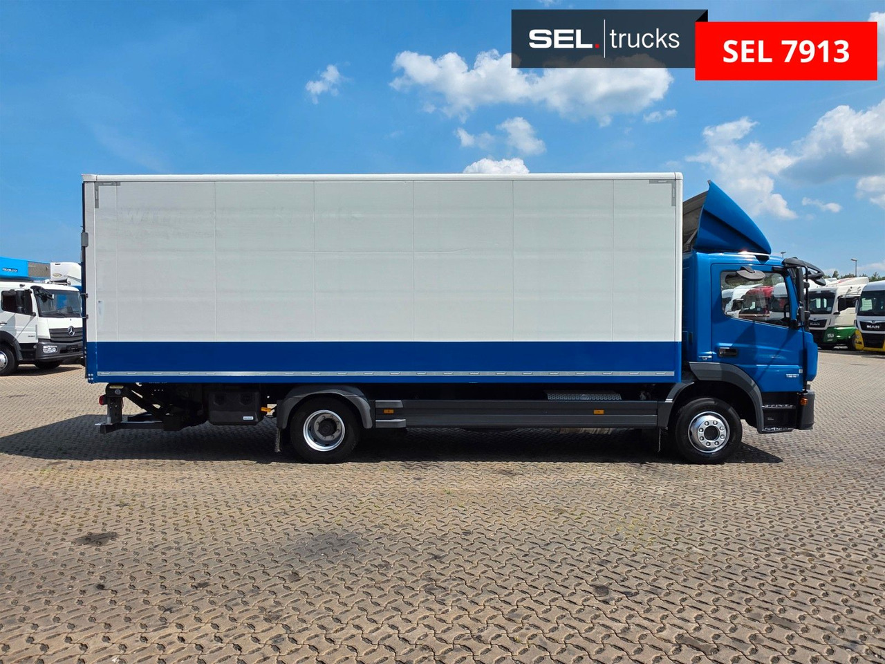 Mercedes-Benz Atego 1221 / Ladebordwand - Truk box: gambar 4 Mercedes-Benz Atego 1221 / Ladebordwand - Truk box: gambar 4