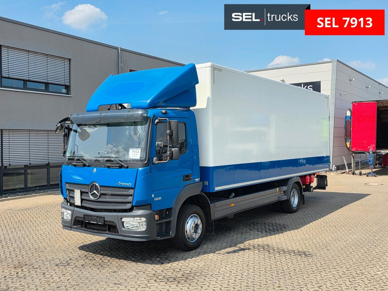 Mercedes-Benz Atego 1221 / Ladebordwand - Truk box: gambar 1 Mercedes-Benz Atego 1221 / Ladebordwand - Truk box: gambar 1