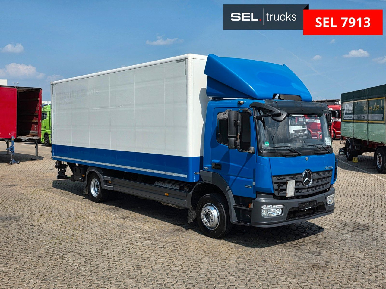 Mercedes-Benz Atego 1221 / Ladebordwand - Truk box: gambar 3 Mercedes-Benz Atego 1221 / Ladebordwand - Truk box: gambar 3