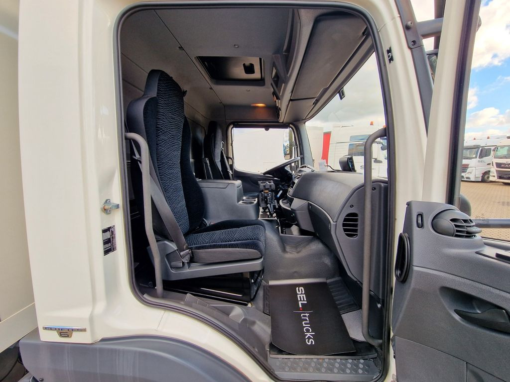 Truk berpendingin Mercedes-Benz Atego 1530 / Doppelverdampfer / Ladebordwand: gambar 19