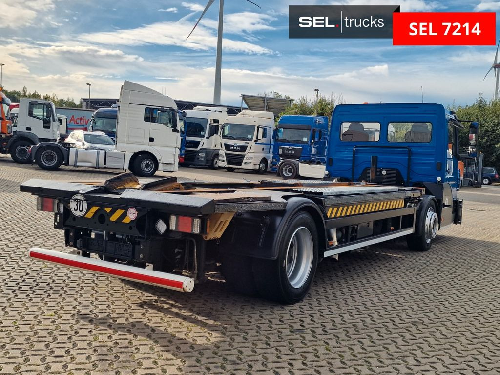Mercedes-Benz KAMAG WBH25 - Pengangkut kontainer/ Container truck: gambar 5 Mercedes-Benz KAMAG WBH25 - Pengangkut kontainer/ Container truck: gambar 5