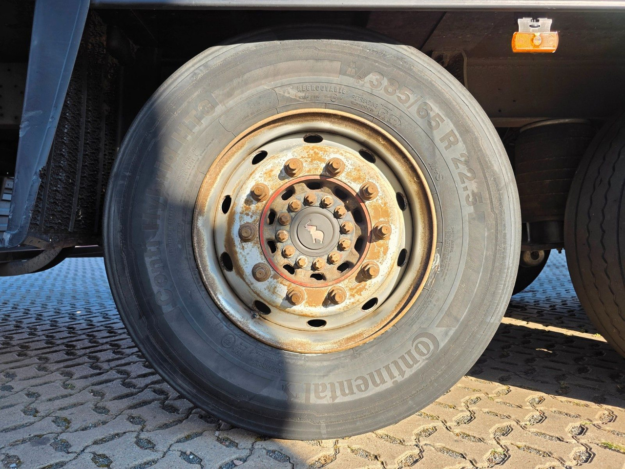 Semi-trailer berpendingin Schmitz Cargobull SKO 24/L13.4 FP 45 COOL 8/ Doppelstock: gambar 42 Semi-trailer berpendingin Schmitz Cargobull SKO 24/L13.4 FP 45 COOL 8/ Doppelstock: gambar 42