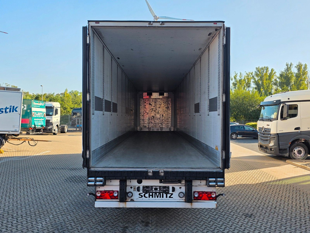 Semi-trailer berpendingin Schmitz Cargobull SKO 24/L13.4 FP 45 COOL 8/ Doppelstock: gambar 9 Semi-trailer berpendingin Schmitz Cargobull SKO 24/L13.4 FP 45 COOL 8/ Doppelstock: gambar 9