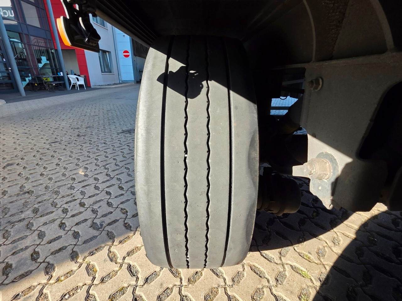 Semi-trailer berpendingin Schmitz Cargobull SKO 24/L13.4 FP 45 COOL 8/ Doppelstock: gambar 41 Semi-trailer berpendingin Schmitz Cargobull SKO 24/L13.4 FP 45 COOL 8/ Doppelstock: gambar 41