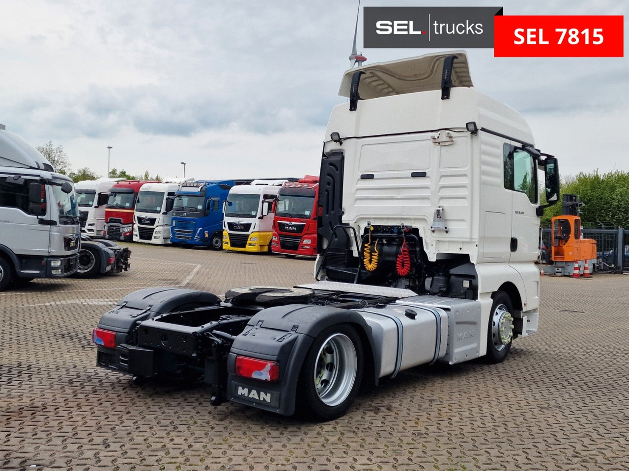 MAN TGX 18.400 4X2 LLS-U / ZF Intarder / LOW KM !!! - Tractor head: gambar 5 MAN TGX 18.400 4X2 LLS-U / ZF Intarder / LOW KM !!! - Tractor head: gambar 5