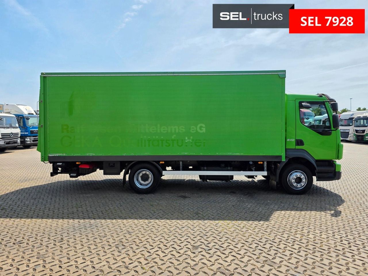 Volvo FL 240 - Truk dengan terpal samping: gambar 4 Volvo FL 240 - Truk dengan terpal samping: gambar 4
