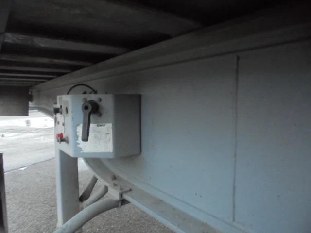 Semi-trailer jungkit Benalu T39NLBEN: gambar 7 Semi-trailer jungkit Benalu T39NLBEN: gambar 7