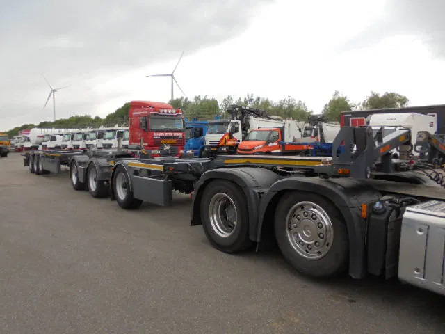 D-Tec DOLLY + TRAILER LZV - Semi-trailer pengangkut mobil: gambar 2 D-Tec DOLLY + TRAILER LZV - Semi-trailer pengangkut mobil: gambar 2