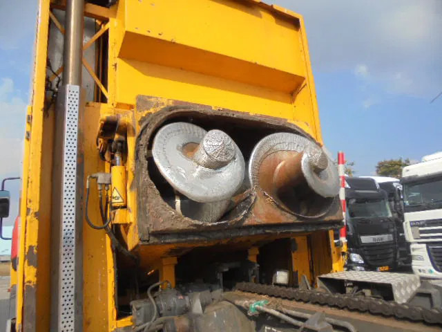 DAF 75.240 75 240 6X2 - Truk sampah: gambar 5 DAF 75.240 75 240 6X2 - Truk sampah: gambar 5