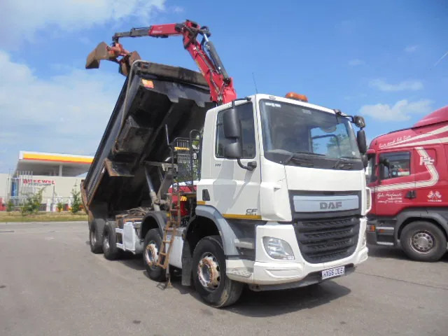 DAF CF 370 8X4 + PALFINGER EPSILON - Truk jungkit, Truk derek: gambar 3 DAF CF 370 8X4 + PALFINGER EPSILON - Truk jungkit, Truk derek: gambar 3