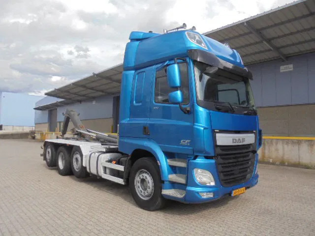 DAF CF 510 8X2 TRIPLE NL TRUCK - Hook lift: gambar 2 DAF CF 510 8X2 TRIPLE NL TRUCK - Hook lift: gambar 2