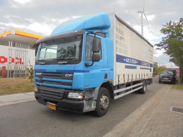 DAF CF 65 220 NL KENTEKEN - Truk box: gambar 1 DAF CF 65 220 NL KENTEKEN - Truk box: gambar 1