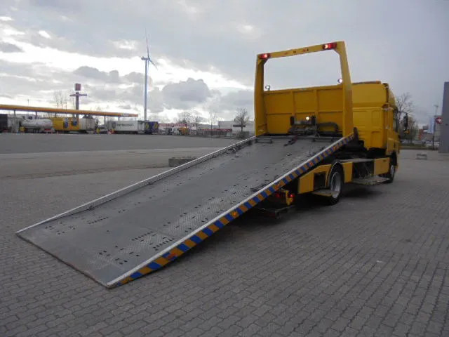DAF CF 65 300 EEV NL TRUCK - Mobil derek: gambar 4 DAF CF 65 300 EEV NL TRUCK - Mobil derek: gambar 4