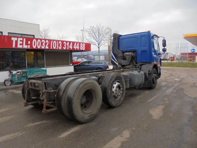 DAF CF 75.250 6X2 - Truk sasis: gambar 4 DAF CF 75.250 6X2 - Truk sasis: gambar 4