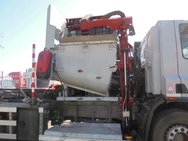 DAF CF 75.310 FAN 6x2 NL TRUCK - Truk sasis: gambar 4 DAF CF 75.310 FAN 6x2 NL TRUCK - Truk sasis: gambar 4