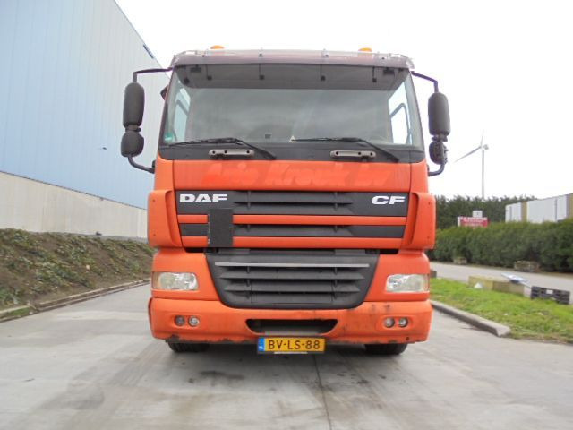 DAF CF 85.360 6X2 GESTUURDE AS - Truk flatbed, Truk derek: gambar 2 DAF CF 85.360 6X2 GESTUURDE AS - Truk flatbed, Truk derek: gambar 2
