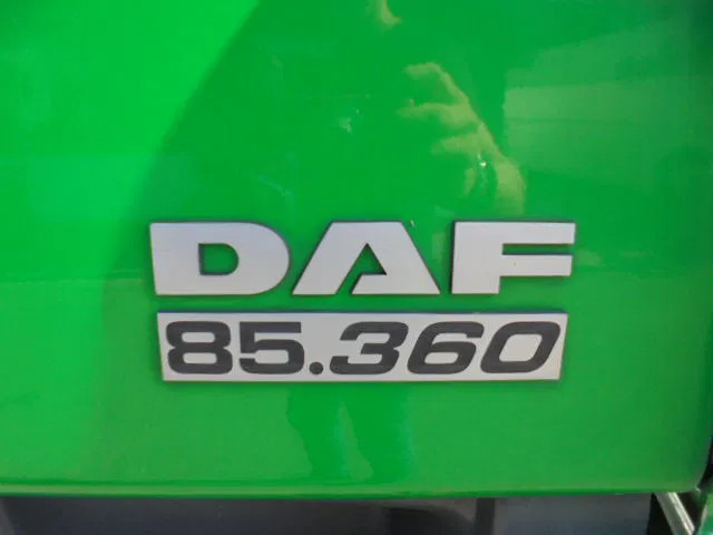 Truk derek DAF CF 85.360 FTN 6X2 NL TRUCK: gambar 14 Truk derek DAF CF 85.360 FTN 6X2 NL TRUCK: gambar 14