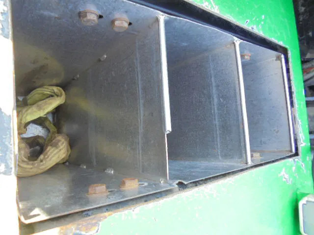 Truk derek DAF CF 85.360 FTN 6X2 NL TRUCK: gambar 18 Truk derek DAF CF 85.360 FTN 6X2 NL TRUCK: gambar 18