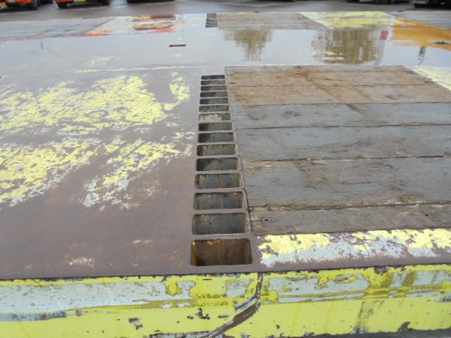 Truk flatbed, Truk derek DAF FAD 85-460 8X4: gambar 16