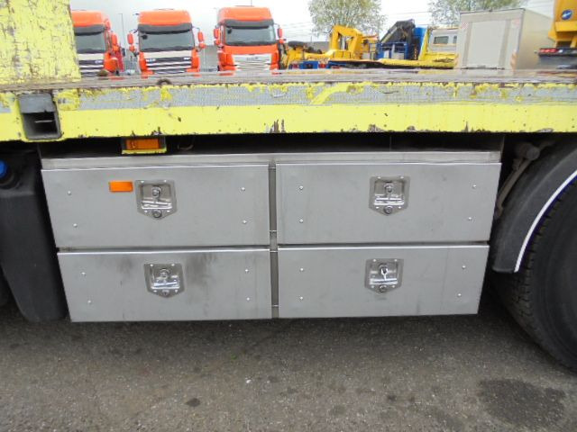 Truk flatbed, Truk derek DAF FAD 85-460 8X4: gambar 15